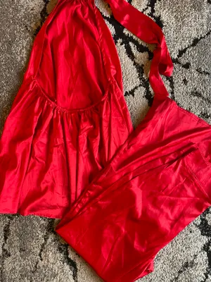 ⚠️SOLD⚠️Red Silk Set Red thumbnail 2