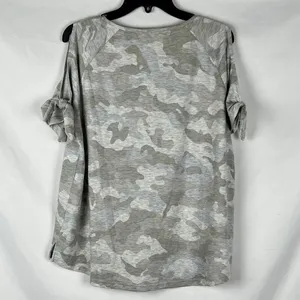 Jane & Delancey Camouflage Cold-Shoulder Cutouts Bow-Tie Short Sleeves. Knit Top thumbnail 2