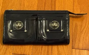 Marc Jacobs Totally Turnlock Patent Leather Wallet in Navy thumbnail 1