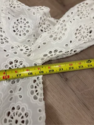 Banana Republic White Eyelet 100% Cotton Blouse thumbnail 5