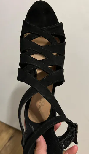 Heels Size 6 thumbnail 3