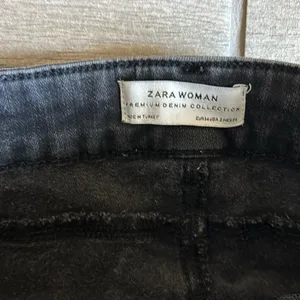 Zara jeans thumbnail 4