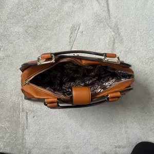 Skinny Purse thumbnail 7