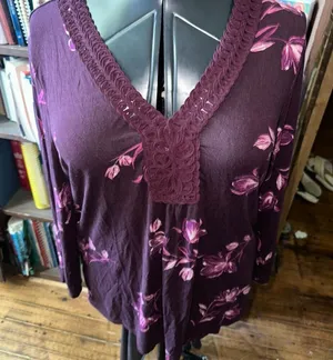 Daniel Rainn XL purple floral v-neck flowy boho blouse thumbnail 1