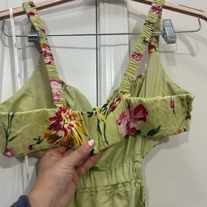 Lulu’s Sweet Statement Chartreuse Floral Print Cutout Maxi Dress Size Medium $89 thumbnail 6