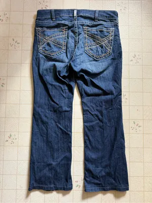 Ariat REAL denim Classic Women's Dark Blue bootcut Jeans Size 33s thumbnail 2