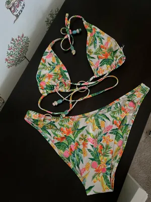 Kulani kini’s tropical print bikini set thumbnail 2