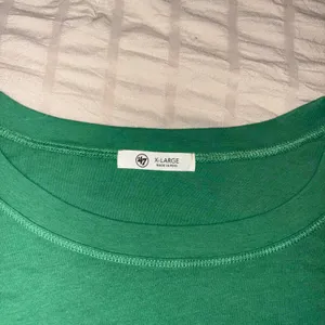 New New York Jets NFL Unisex Woman’s XL Green T-Shirt Size XL Football NWT Jets thumbnail 3