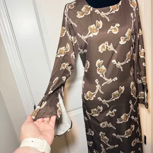 NWT Petal & Pup Floral Maxi Dress Long Sleeve Brown Size 4 Minimalist Fall Glam thumbnail 5
