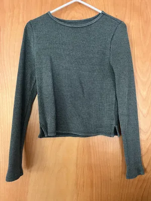 Green Waffle Knit Long Sleeve Size M thumbnail 1