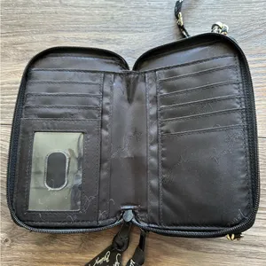 Vera Bradley RFID All In One Clutch Wristlet Resort Medallion Black And‎ White thumbnail 8