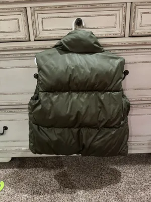Green Old Navy Puffer Vest thumbnail 3