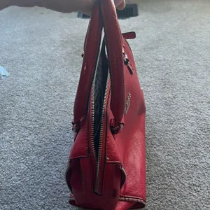 Guess Cherry Red Snake Embossed Satchel Y2K Glam Statement Handbag thumbnail 6
