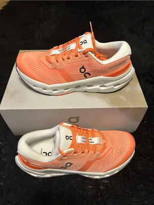ON CLOUDRUNNER sunstone ivory athletic training running shoes sneakers sz 7 new thumbnail 8