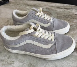 Vans Women's Grey Suede Low-Top Sneakers Old Skool Cozy Hug Size 7 thumbnail 1
