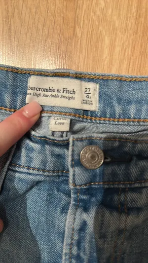 Abercrombie Jeans thumbnail 3
