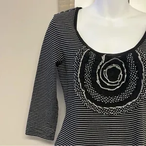 White House Black Market Black White Striped Floral Accent Women's Top Small thumbnail 3