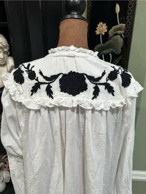 Free People Rose Vines Embroidered Blouse – Ivory Combo – Size Large thumbnail 11