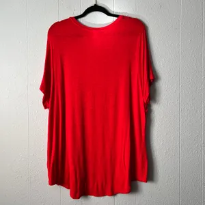 Old Navy Luxe Red T-Shirt Womens XXL Relaxed Stretch Casual Holiday Christmas thumbnail 5