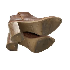 Mia Patton Women's Brown Faux Leather Pointed Toe Block Heel Ankle Booties 7.5 thumbnail 4