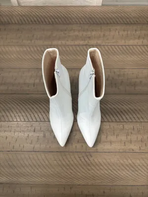 SHEIN Leather Booties thumbnail 4