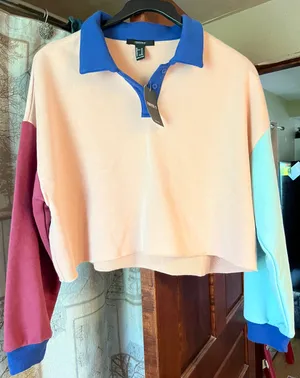 Forever 21 Long Sleeve Crop Top thumbnail 1