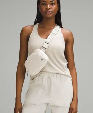 Lululemon Everywhere Belt Bag 1L Wordmark white opal thumbnail 5