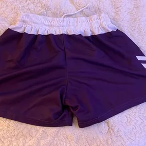 Purple Dri fit shorts Size XS thumbnail 2
