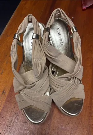 Nine West Beige Twist-Knot Slingback Heels with Gold Footbed thumbnail 1