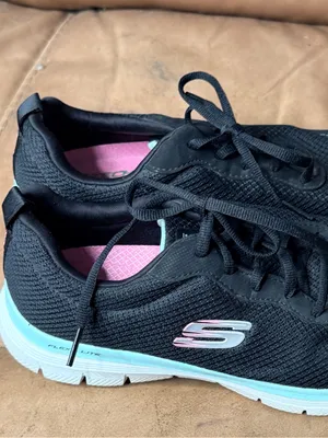 Skechers Memory Foam Black Athletic Shoes thumbnail 3