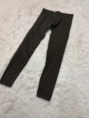 Gymshark medium leggings thumbnail 2