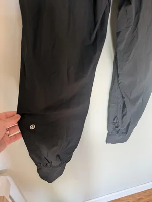 Lululemon Black Sun Setter Jogger Pants 8 thumbnail 4