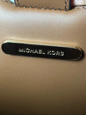 Michael Kors Purse thumbnail 9
