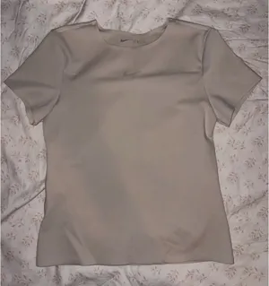 Nike Form Short Sleeve Top thumbnail 1