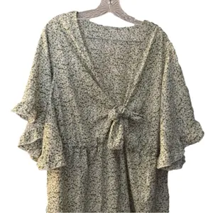 Boho Romper with daisy flowers thumbnail 5