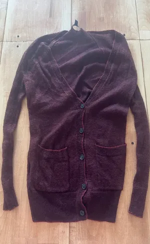 American‎ Eagle Outfitters Burgundy V-Neck Button Front Cardigan XXS Maroon Knit thumbnail 1