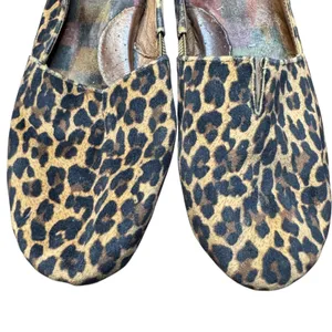 Born Shoes Womens Size 9.5 Brown Leopard Canvas Slip‎ On Flats Comfort D74641 thumbnail 2