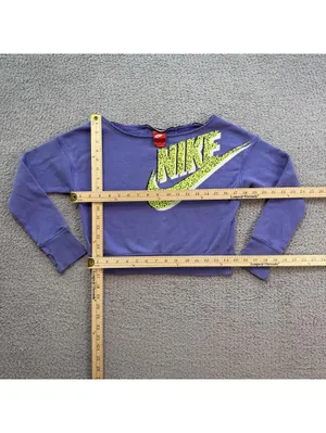 Nike Cropped Purple Graphic Logo Crewneck Sweatshirt Women's Medium Volt Gym thumbnail 3