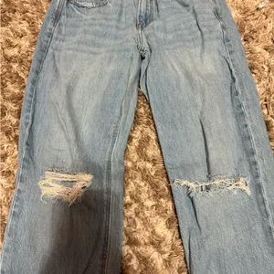 American Eagle Outfitters Light Blue Straight Leg Jeans thumbnail 2
