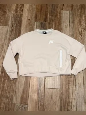 Nike Tech Fleece Pullover Sweatshirt thumbnail 2