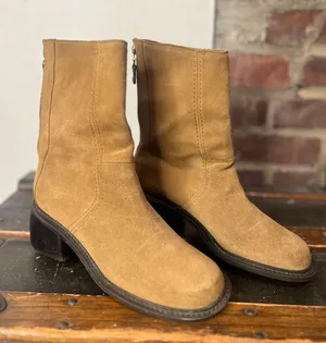 Tommy Hilfiger Womens Vintage Y2K Suede Squared Toe Block Heel Boots Size 7.5 thumbnail 2