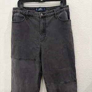 Hollister Ultra High-Rise Dad Jeans Washed Black Seamed Panel - Size 13R thumbnail 2
