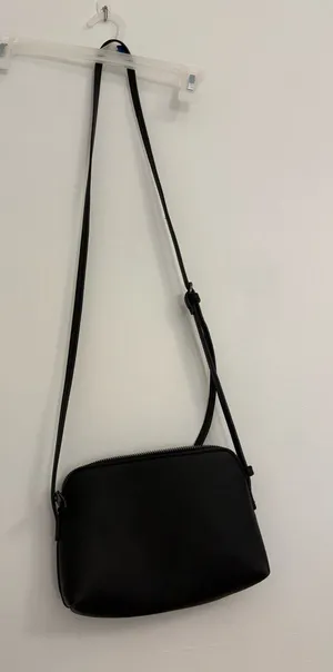 Universal Threads Small Black Crossbody Purse thumbnail 1