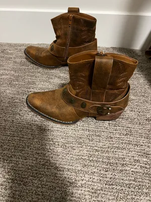 Natural Reflections Kaylee Ankle Boots women’s size 7 U.S. Cognac Brown thumbnail 5