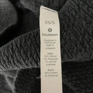 Lululemon Women's Peaceful Moments Pullover Turtleneck Heathered Graphite Grey thumbnail 2