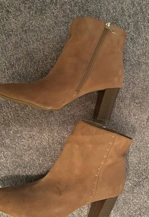 Women Suede Ankle Boots Size 11M Tan thumbnail 1