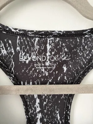 Beyond Yoga Lux First Class Crop Racerback Bra Tank Snake Skin Black Silver S thumbnail 2