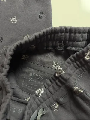 Figs Pride Lounge Joggers Pants, Charcoal Gray, Size S thumbnail 5