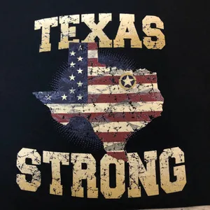 Gildan Texas Strong graphic tee T-Shirt Women’s Patriotic T-Shirt USA Flag Texas Pride thumbnail 10