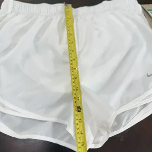 Nike Dri-FIT Running Shorts Women’s White Lined Athletic Training 831558-100 XL thumbnail 3